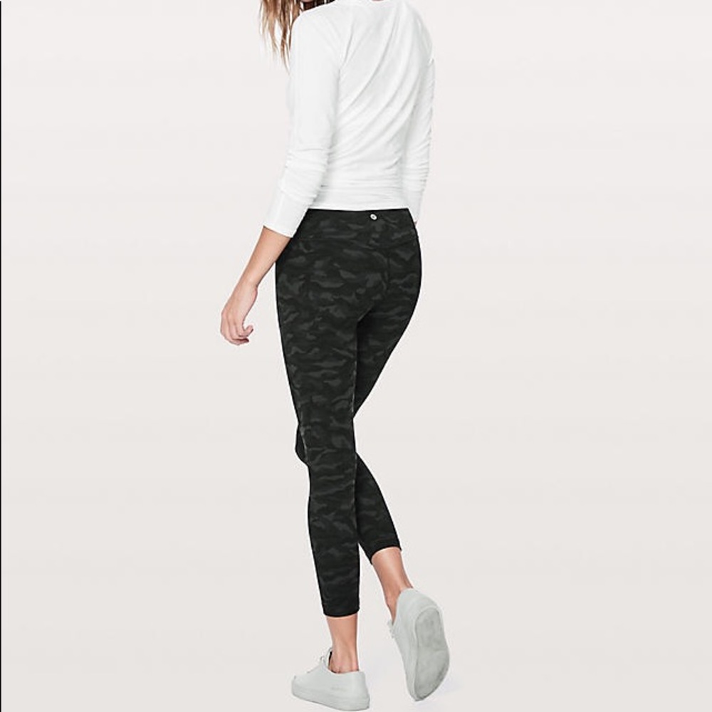 NWOT Lululemon  RARE sequoia camo Align II